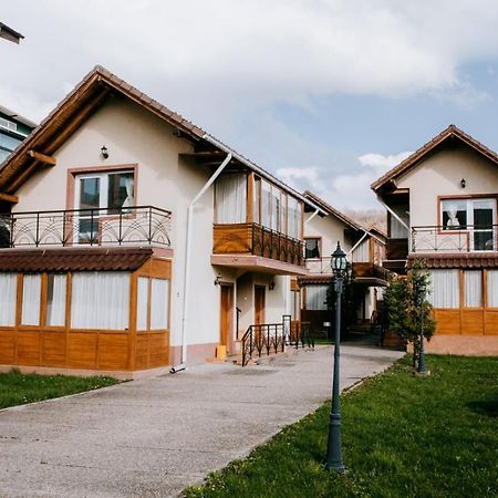 Hotel,Villas & Events Bran Bran (Brasov) Luaran gambar